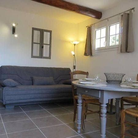 Les Tarraiettes Au Pied Du Luberon Villa Lourmarin Bagian luar foto